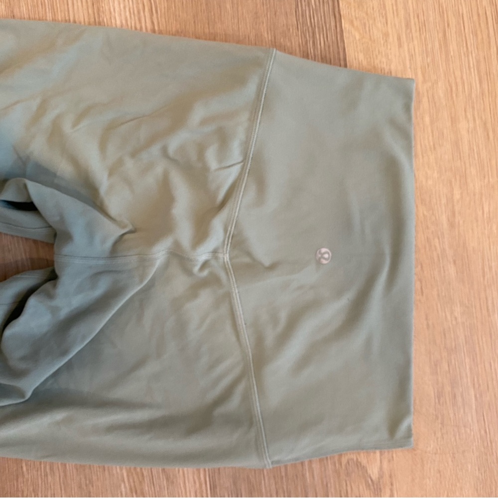 Lululemon Align 28